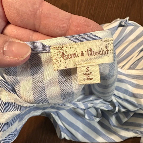 Hem And Thread SZ Small Blue And White Flowy Striped Top. Tie Front Accent. - Picture 6 of 7